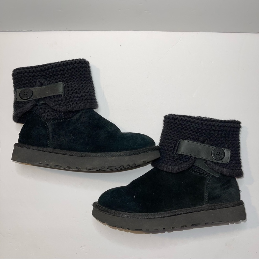 UGG Shaina Sweater Cuff Bootie black size 6